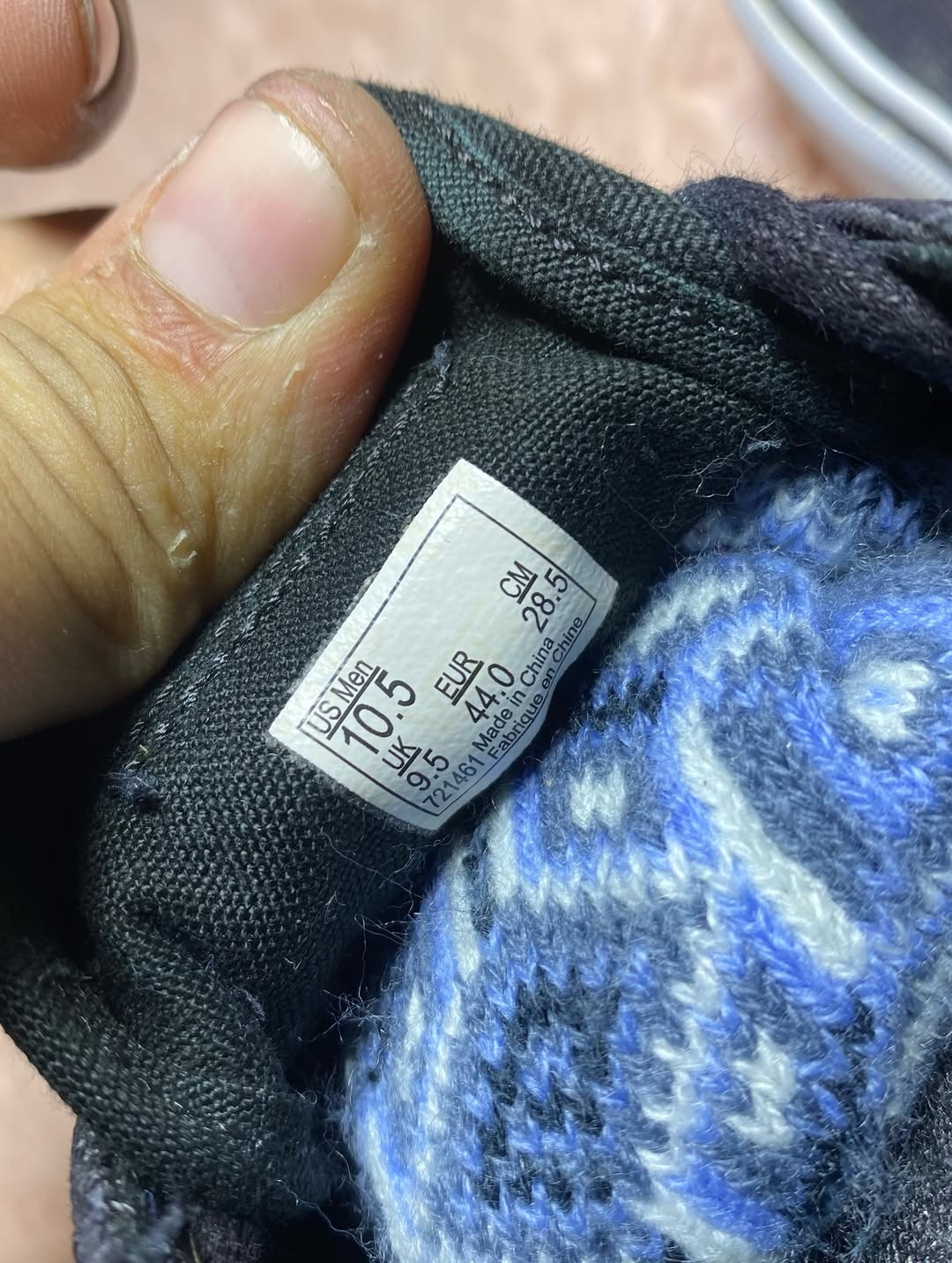 VANS ( Size 44 / 9.5 )