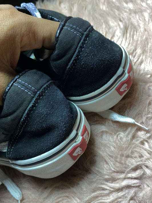 VANS ( Size 44 / 9.5 )