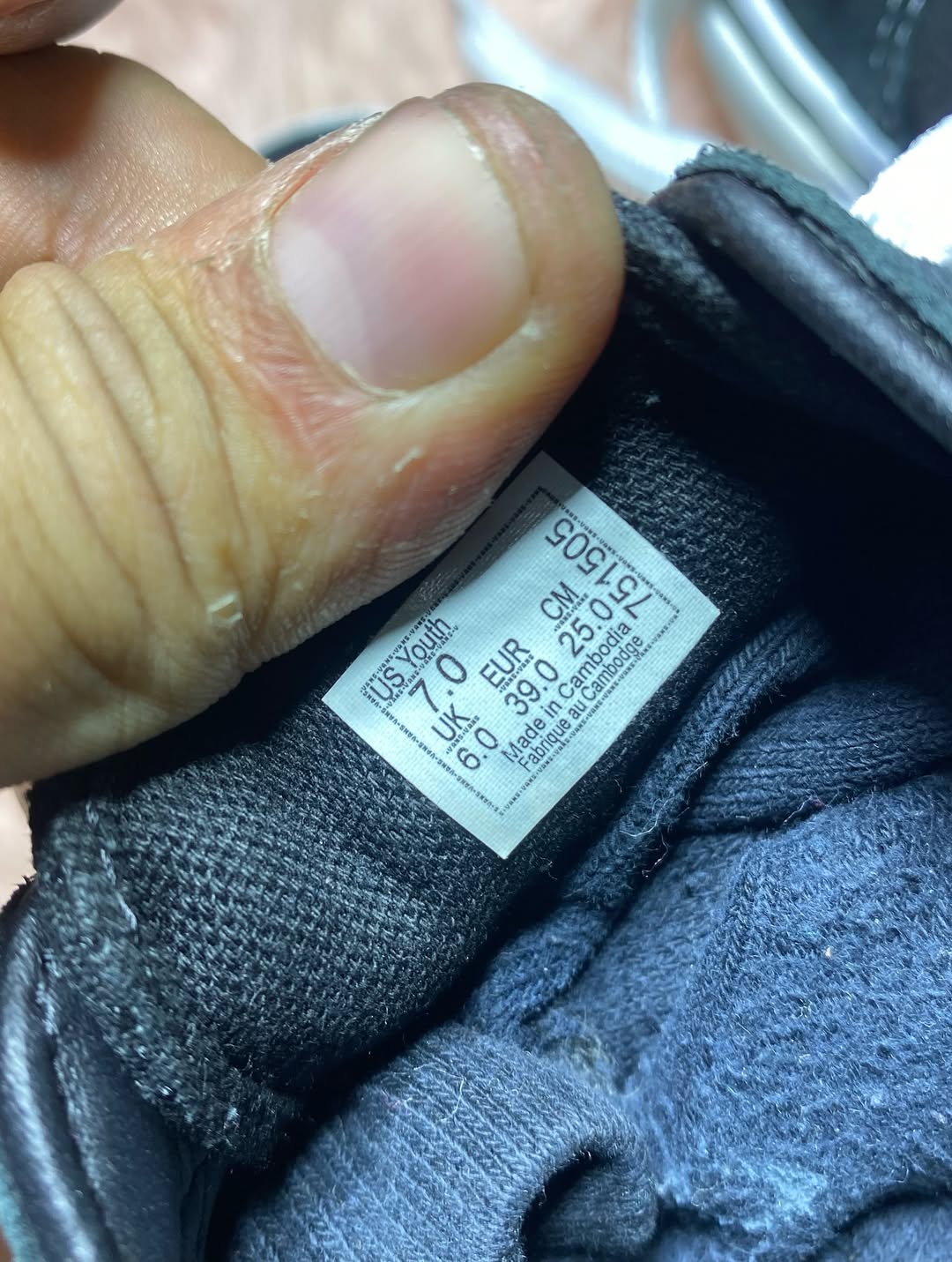 VANS ( Size 39 / 6 )