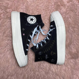 Converse ( Size 39.5 / 6.5 )
