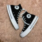 Converse ( Size 38 / 5.5 )