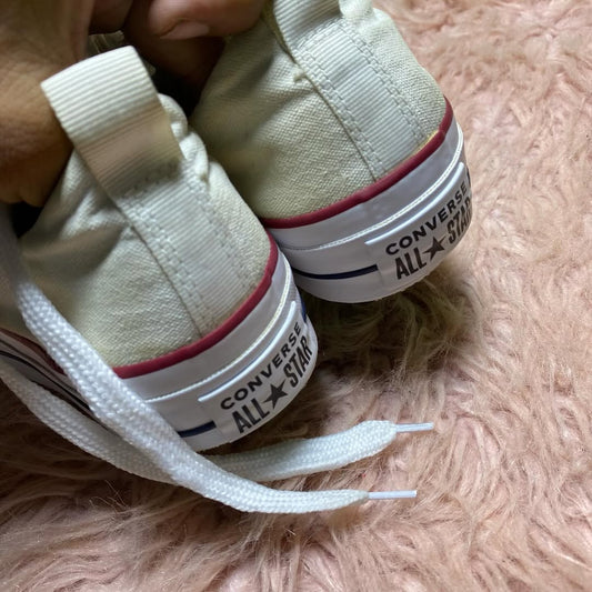 Converse ( Size 39 / 6 )