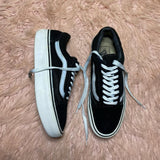 VANS ( Size 39 / 6 )