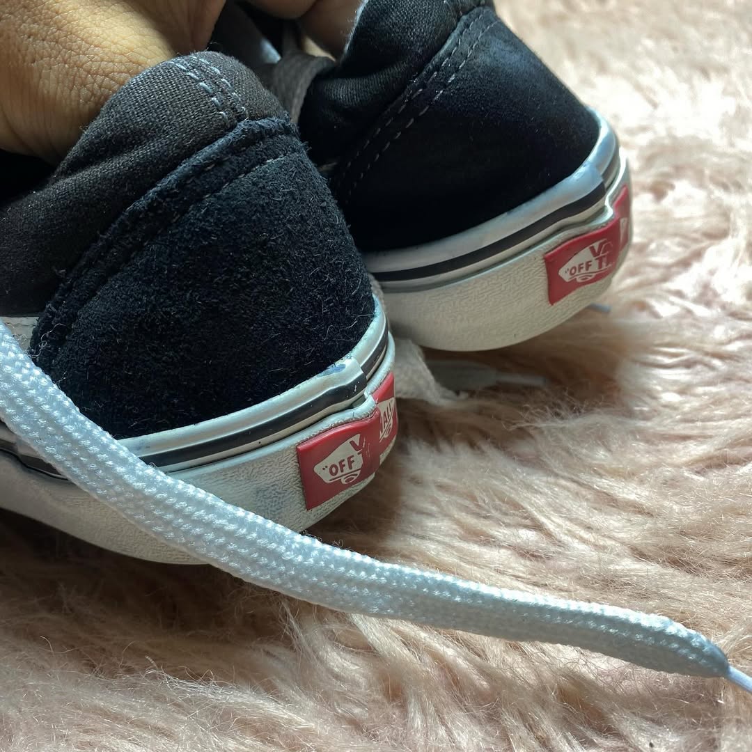 VANS ( Size 38 /  5.5 )