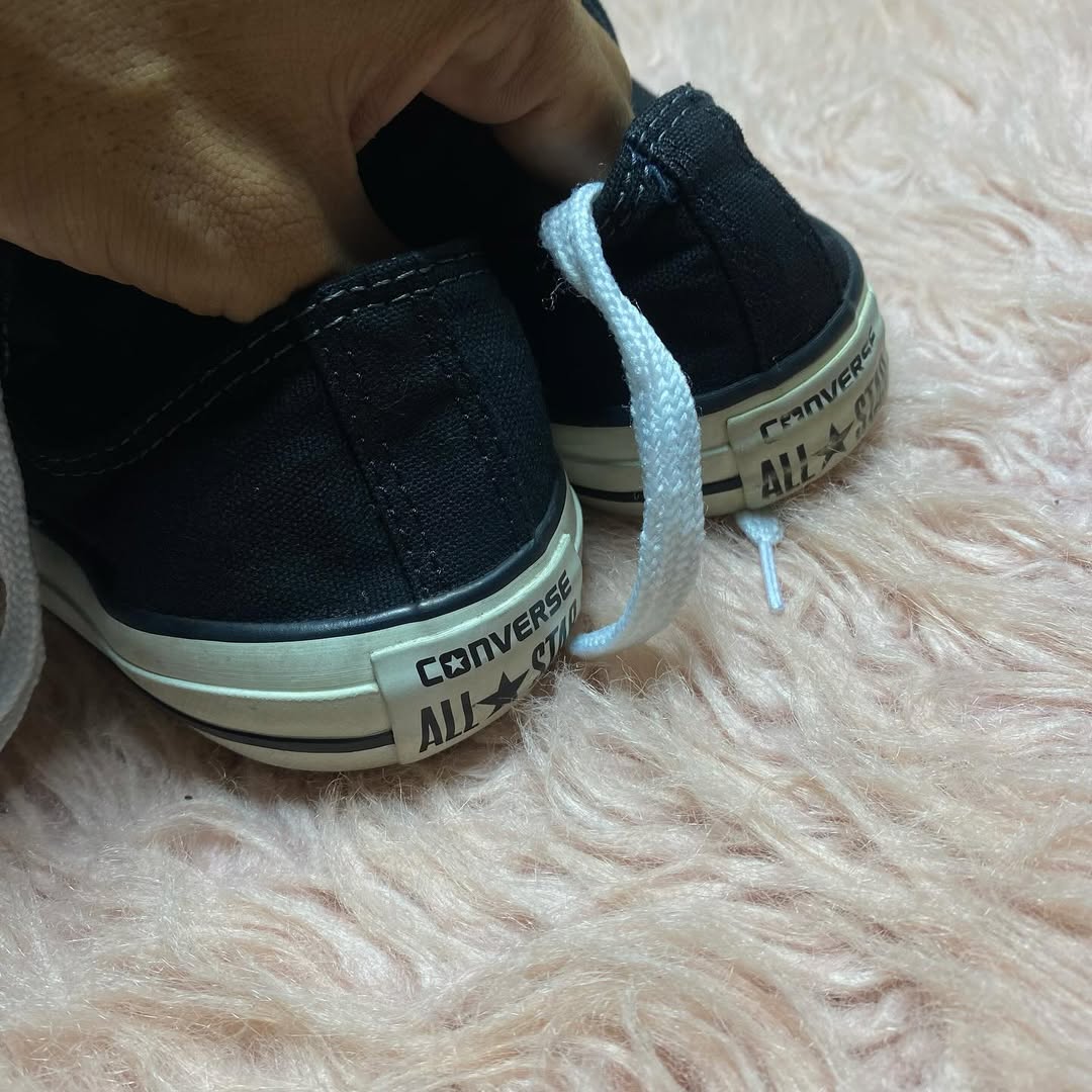 Converse ( Size 39 / 6 )