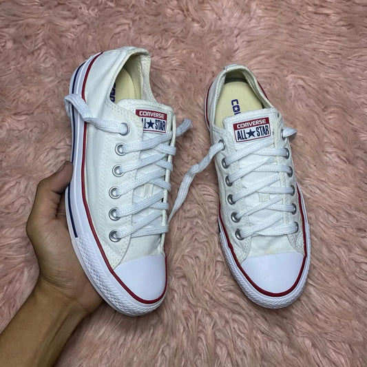 Converse ( Size 39 / 6 )