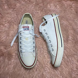 Converse ( Size 41.5 / 8 )