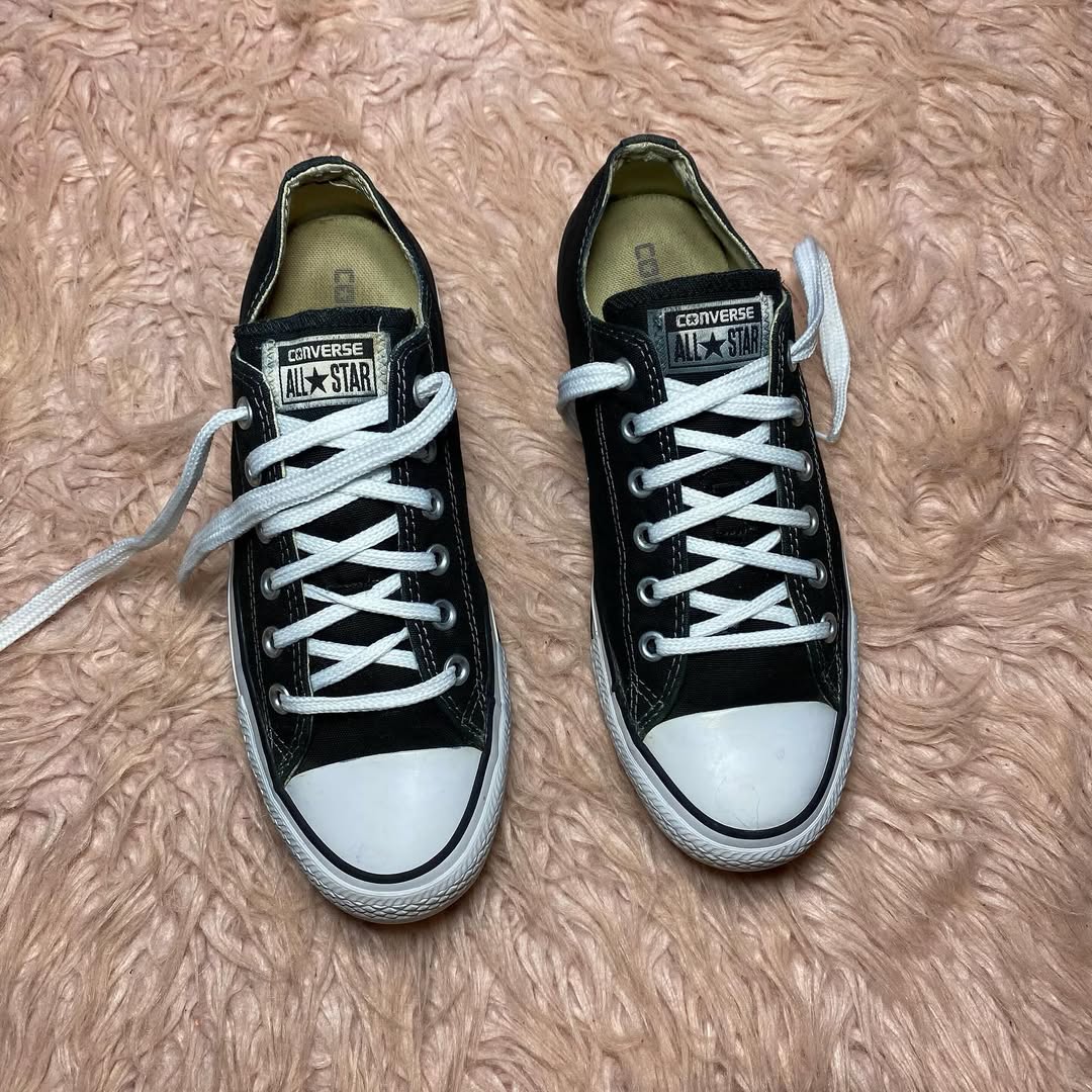Converse ( Size 40 / 7 )