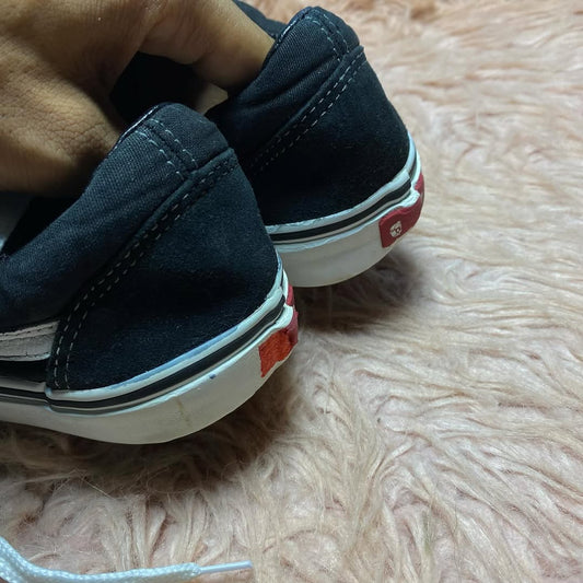 VANS ( Size 41 / 7.5 )