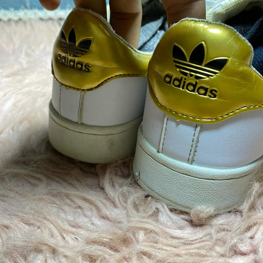 AD*DAS ( Size 40 / 6.5 )