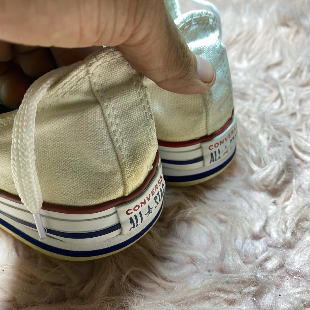 Converse ( Size 38 / 5 )