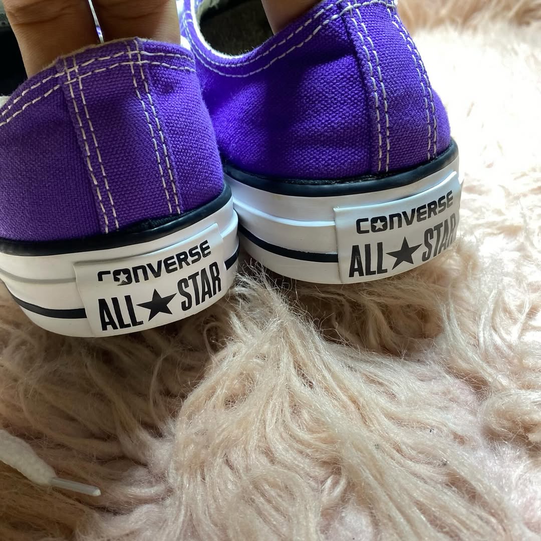 Converse ( Size 37 / 5 )