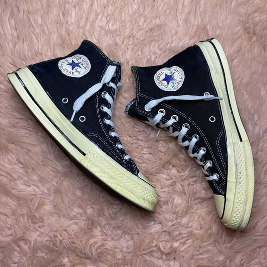 Converse ( Size 41 / 7.5 )