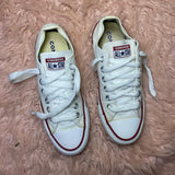 Converse ( Size 37.5 / 5 )