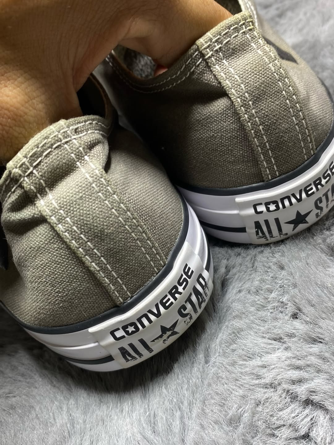 Converse ( Size 45 / 11 )