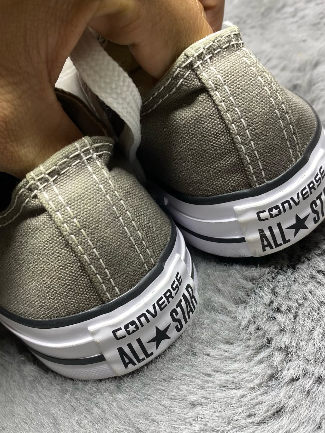 Converse ( Size 37.5 / 5 )