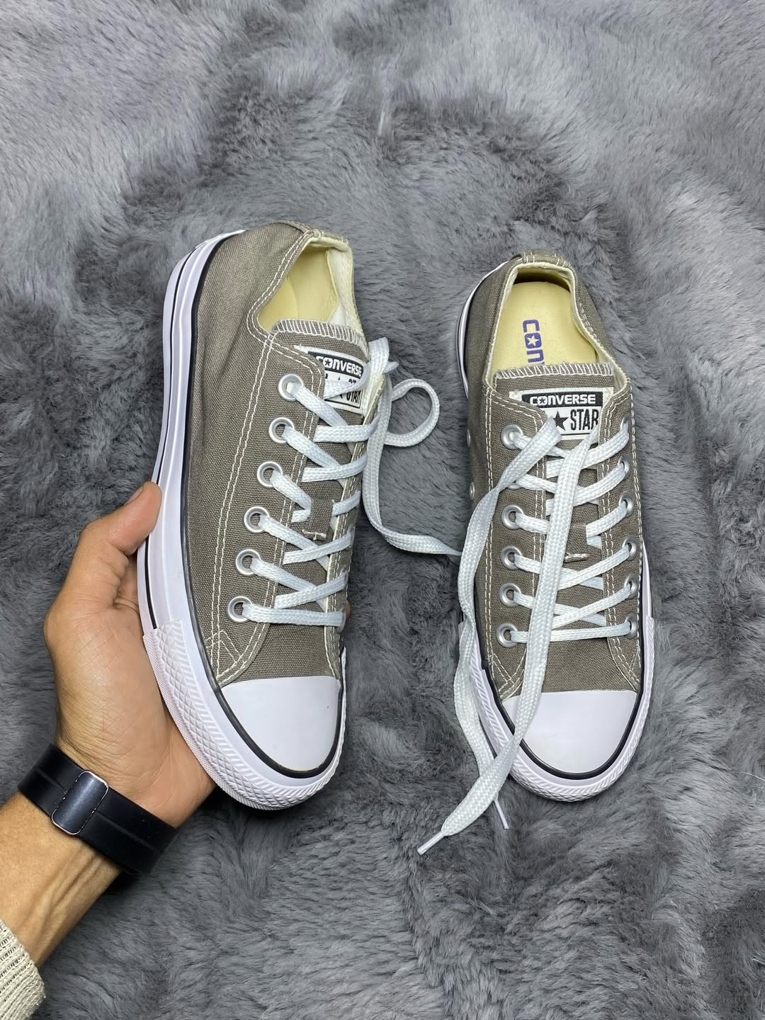 Converse ( Size 37.5 / 5 )