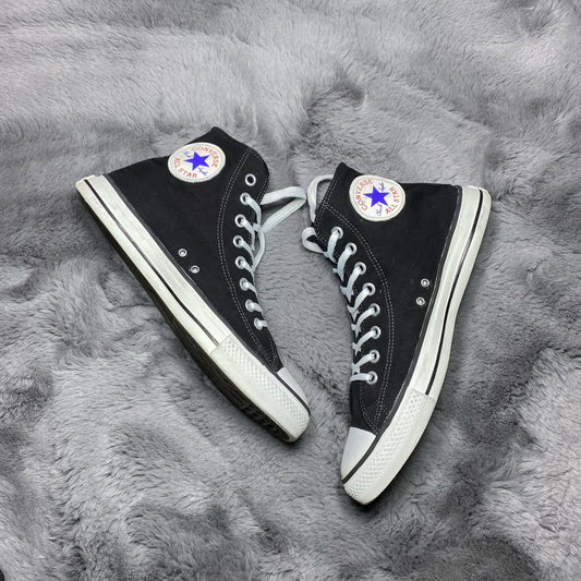Converse ( Size 42.5 / 9 )