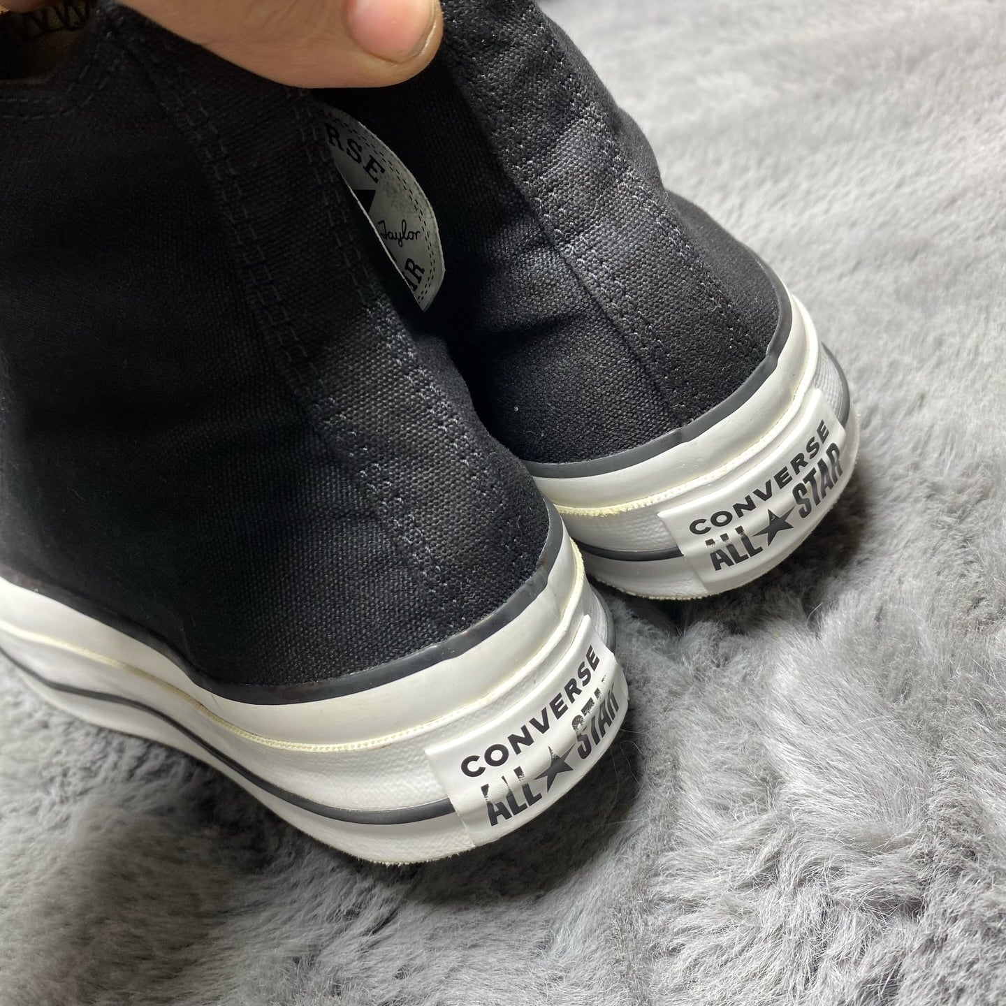 Converse ( Size 38 / 5.5 )