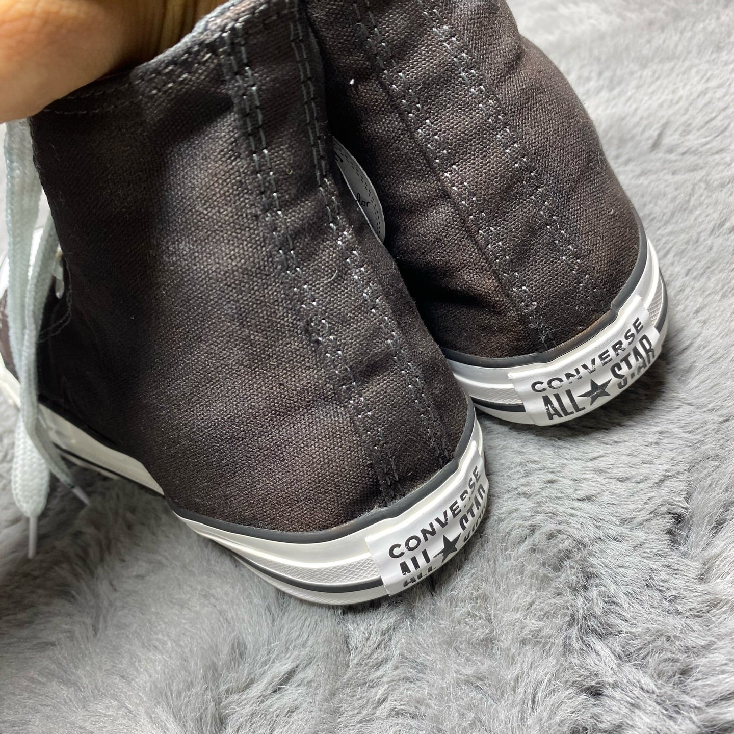 Converse ( Size 38 / 5.5 )