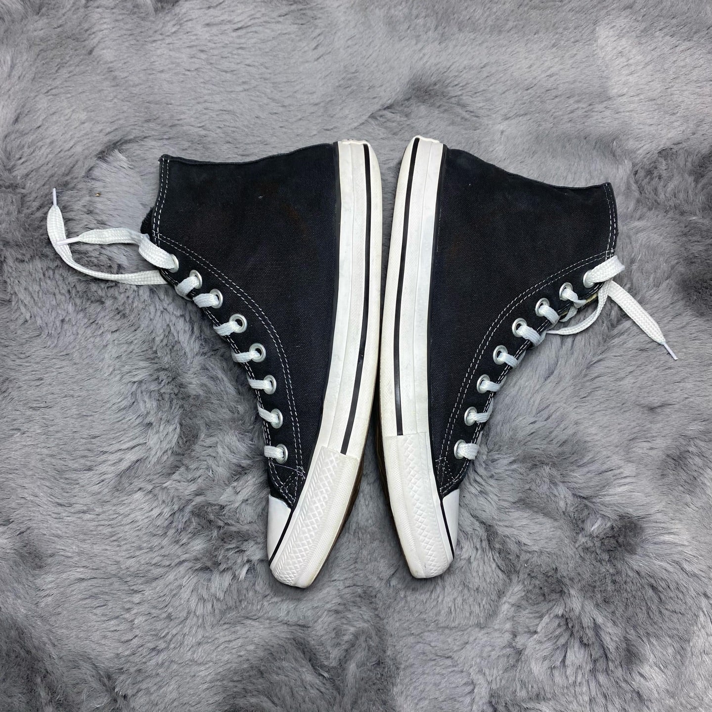 Converse ( Size 40 / 7 )