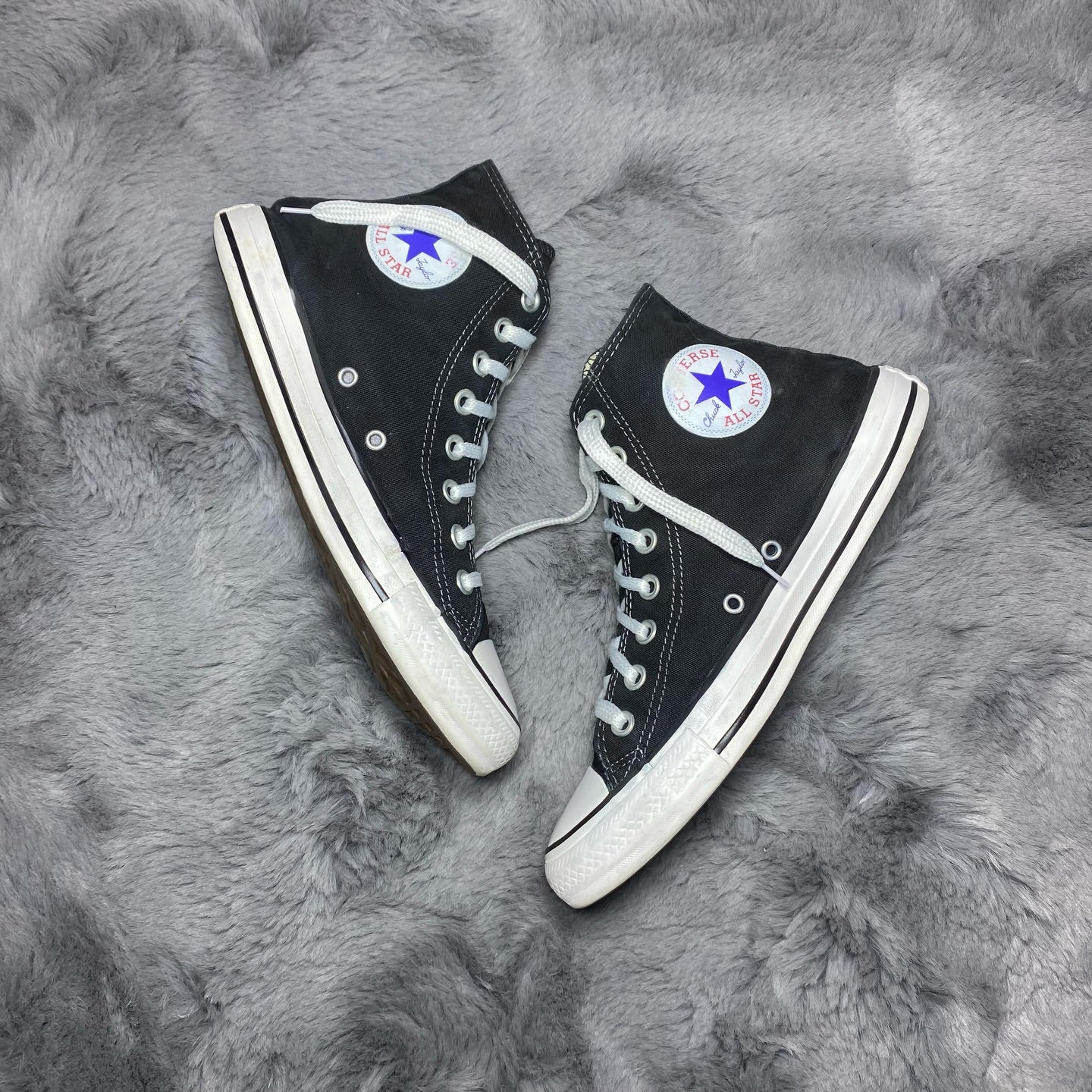 Converse ( Size 40 / 7 )