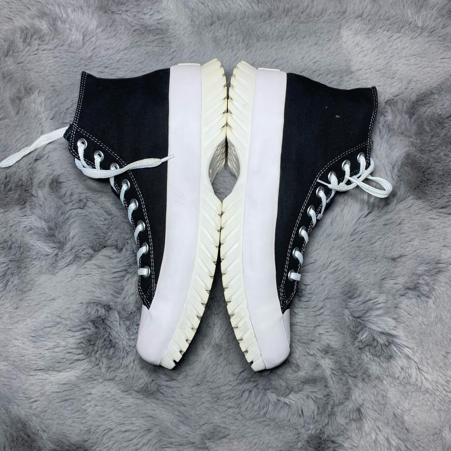 Converse ( Size 45 / 11 )