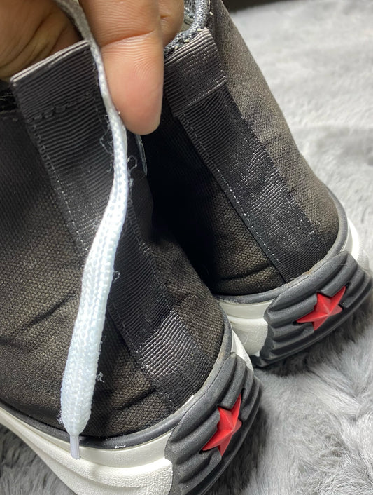 Converse ( Size 40 / 7 )