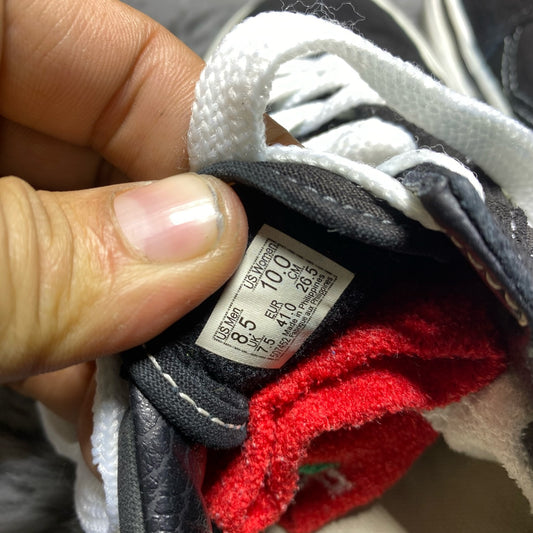 VANS ( Size 41 / 7.5 )