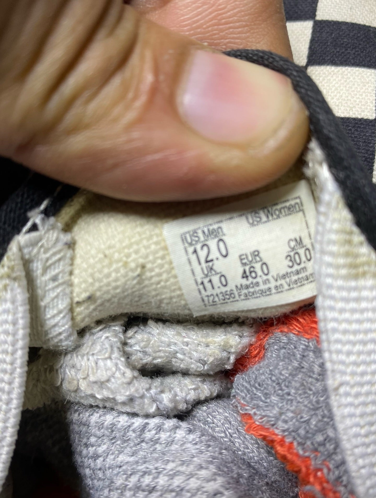 VANS ( Size 46 / 12 )