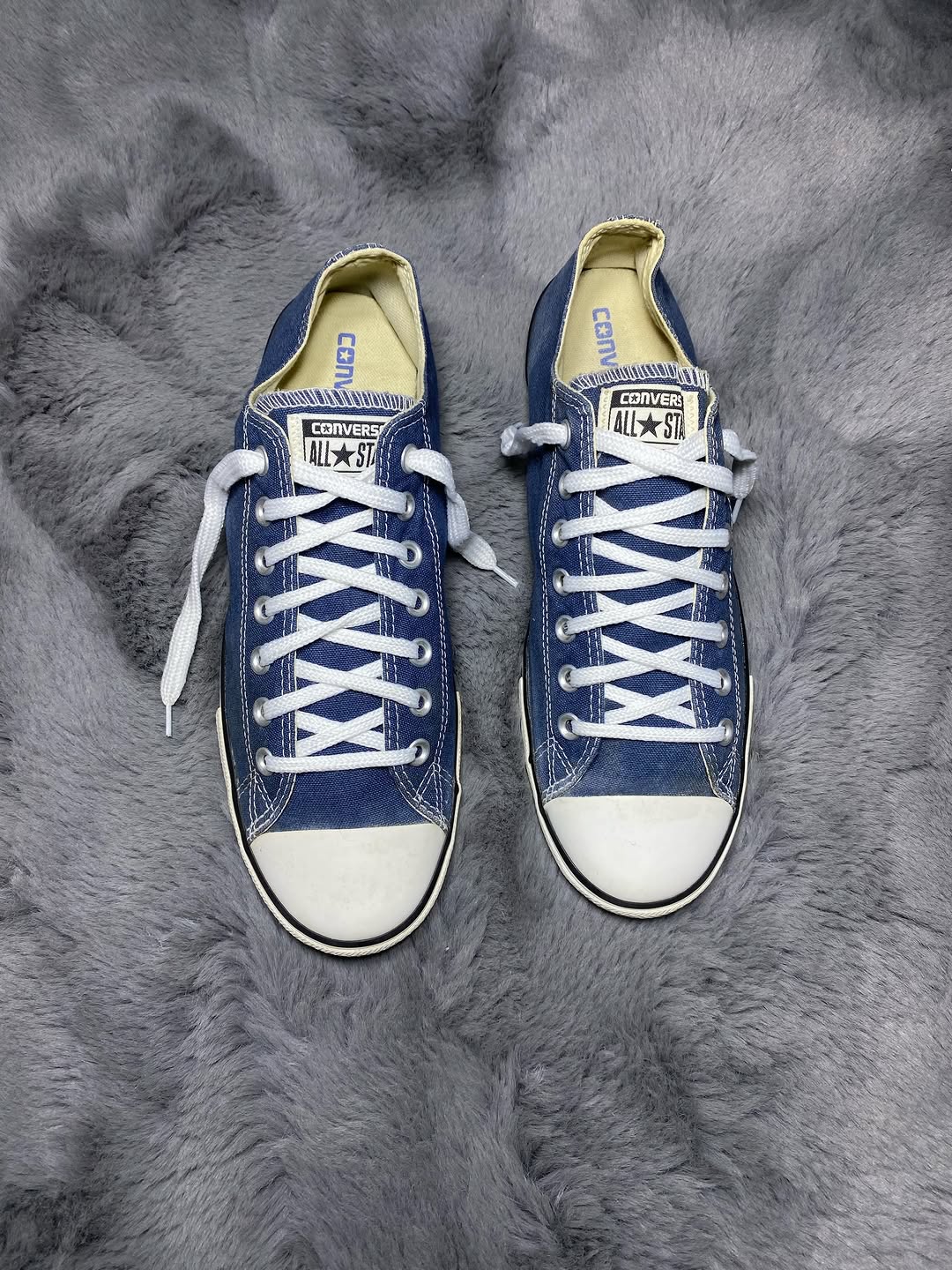 Converse ( Size 44 / 10 )