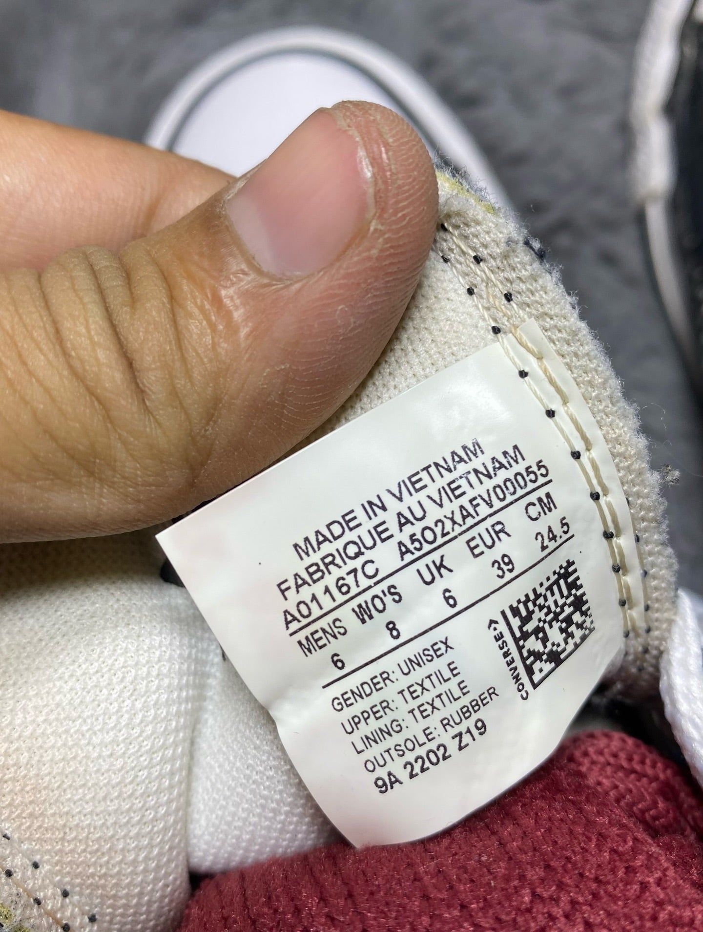 Converse ( Size 39 / 6 )