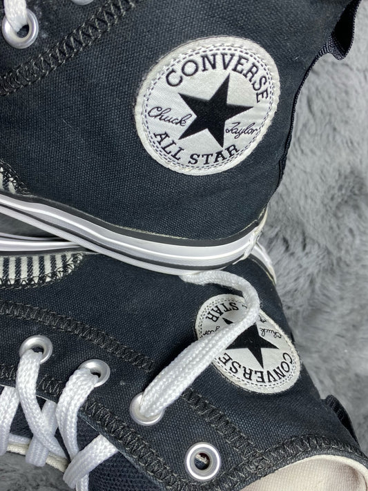 Converse ( Size 39 / 6 )