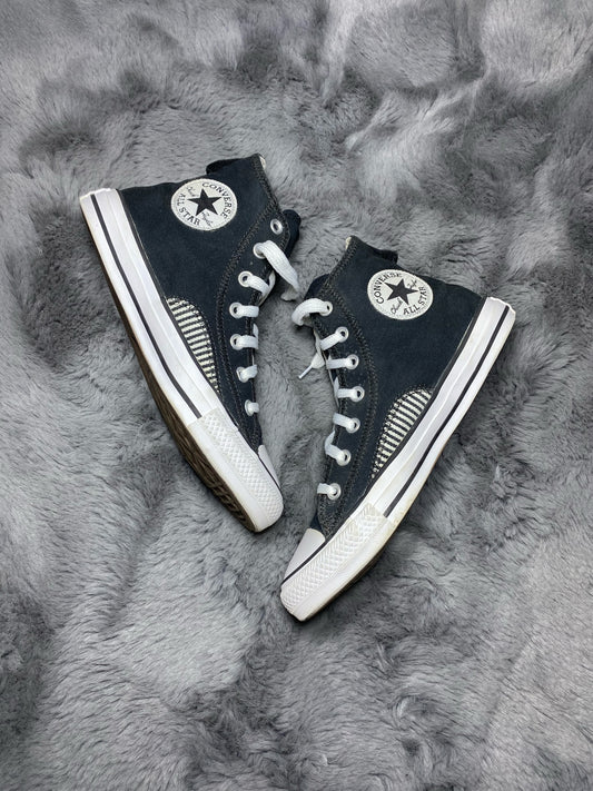 Converse ( Size 39 / 6 )