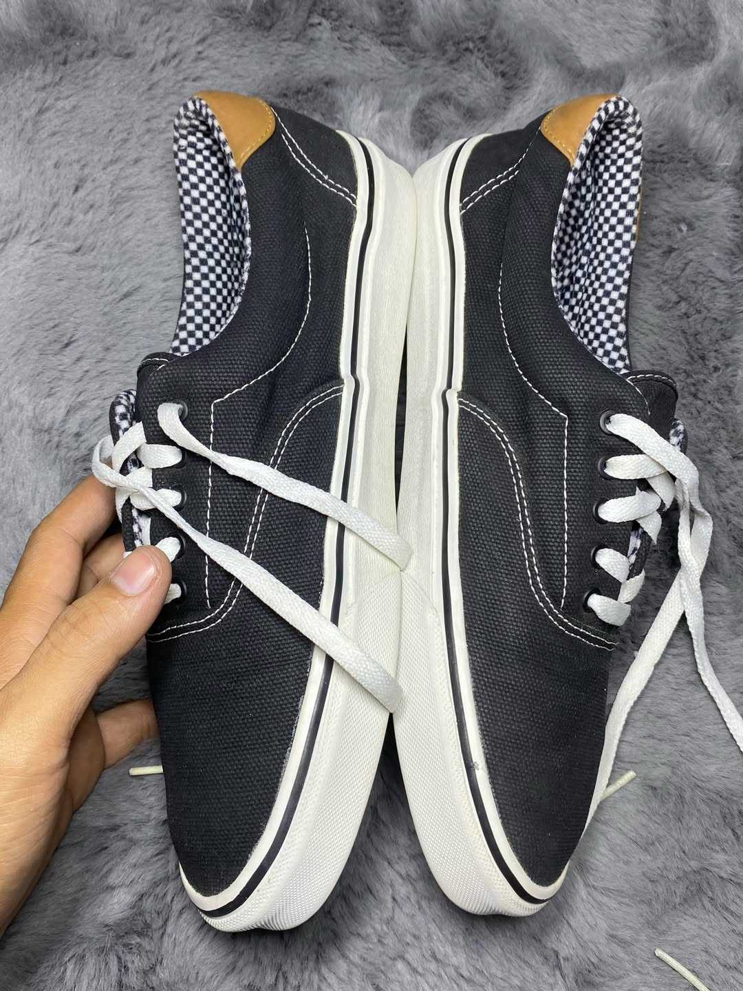 VANS ( Size 44 / 10 )