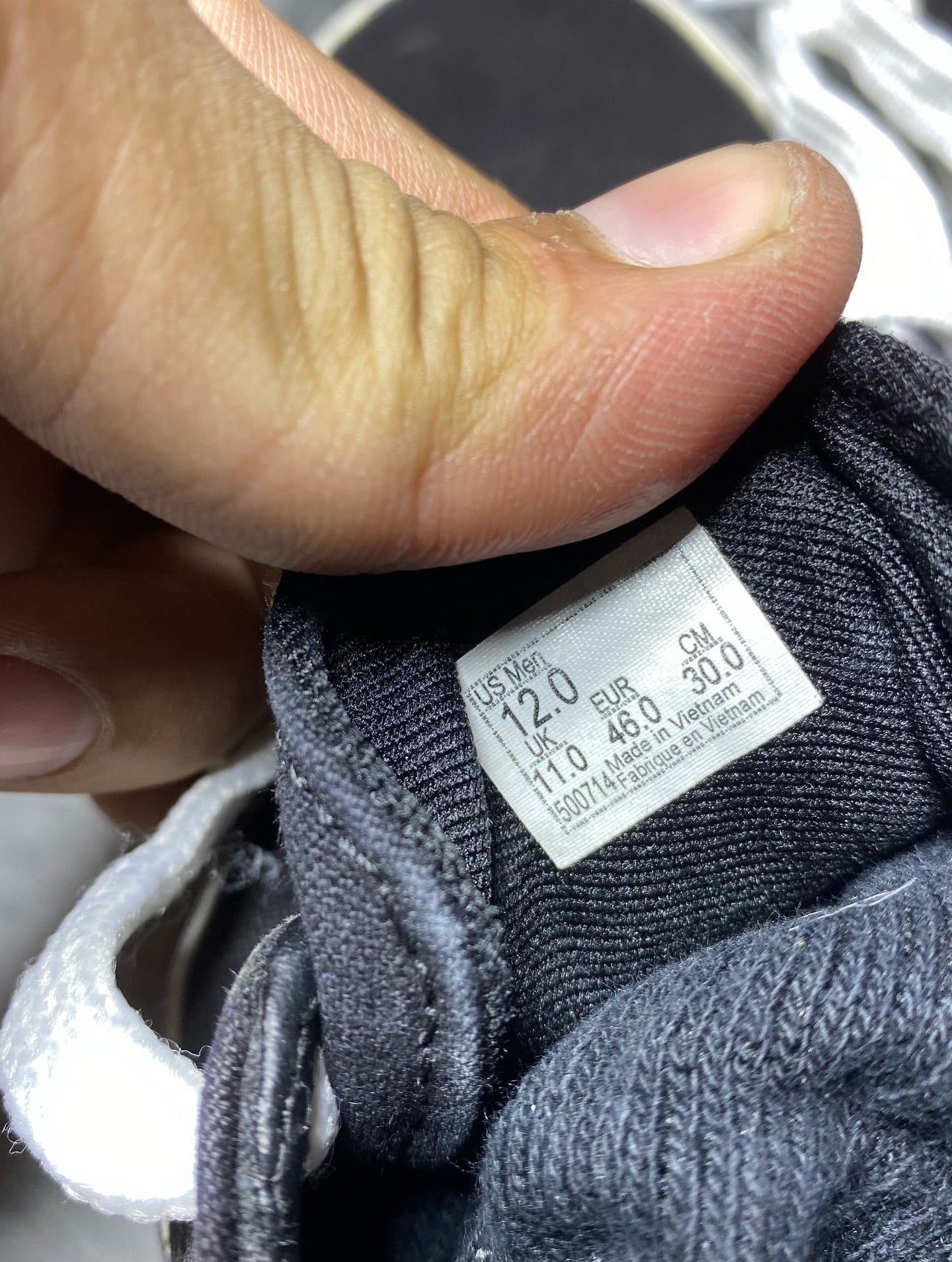 VANS ( Size 46 / 12 )