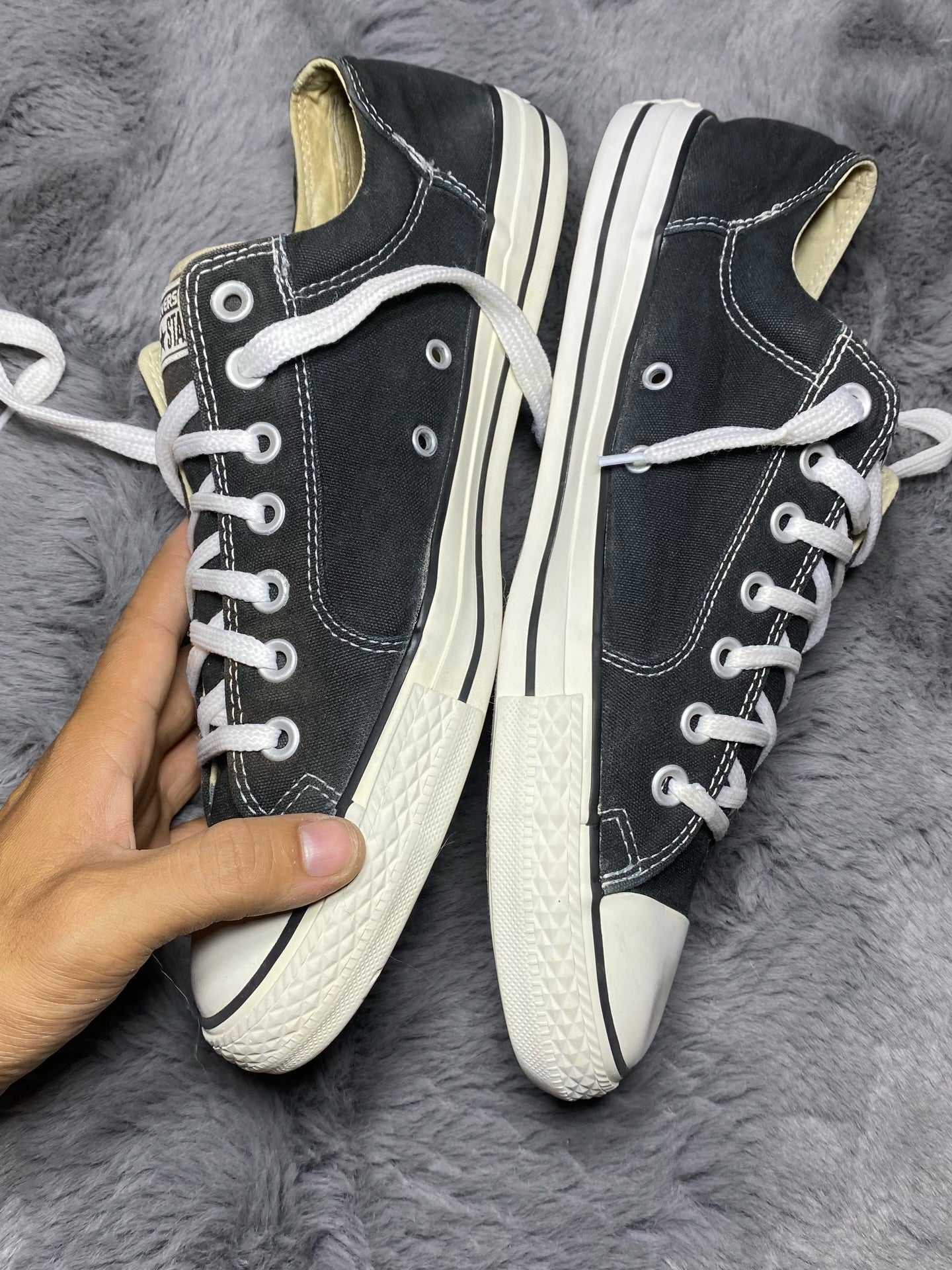 Converse ( Size 45 / 11 )