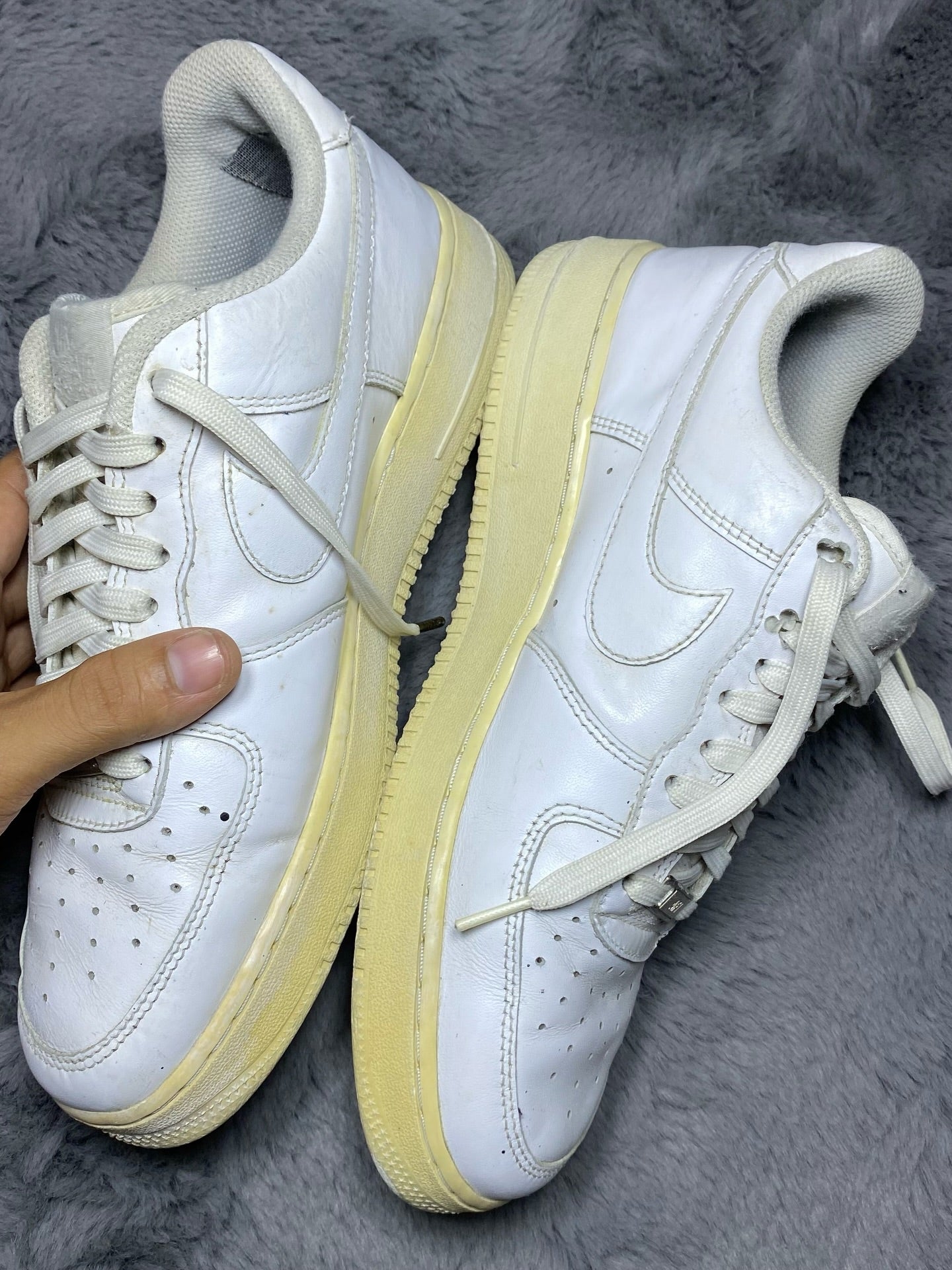 N!KE ( Size 43 / 9 )