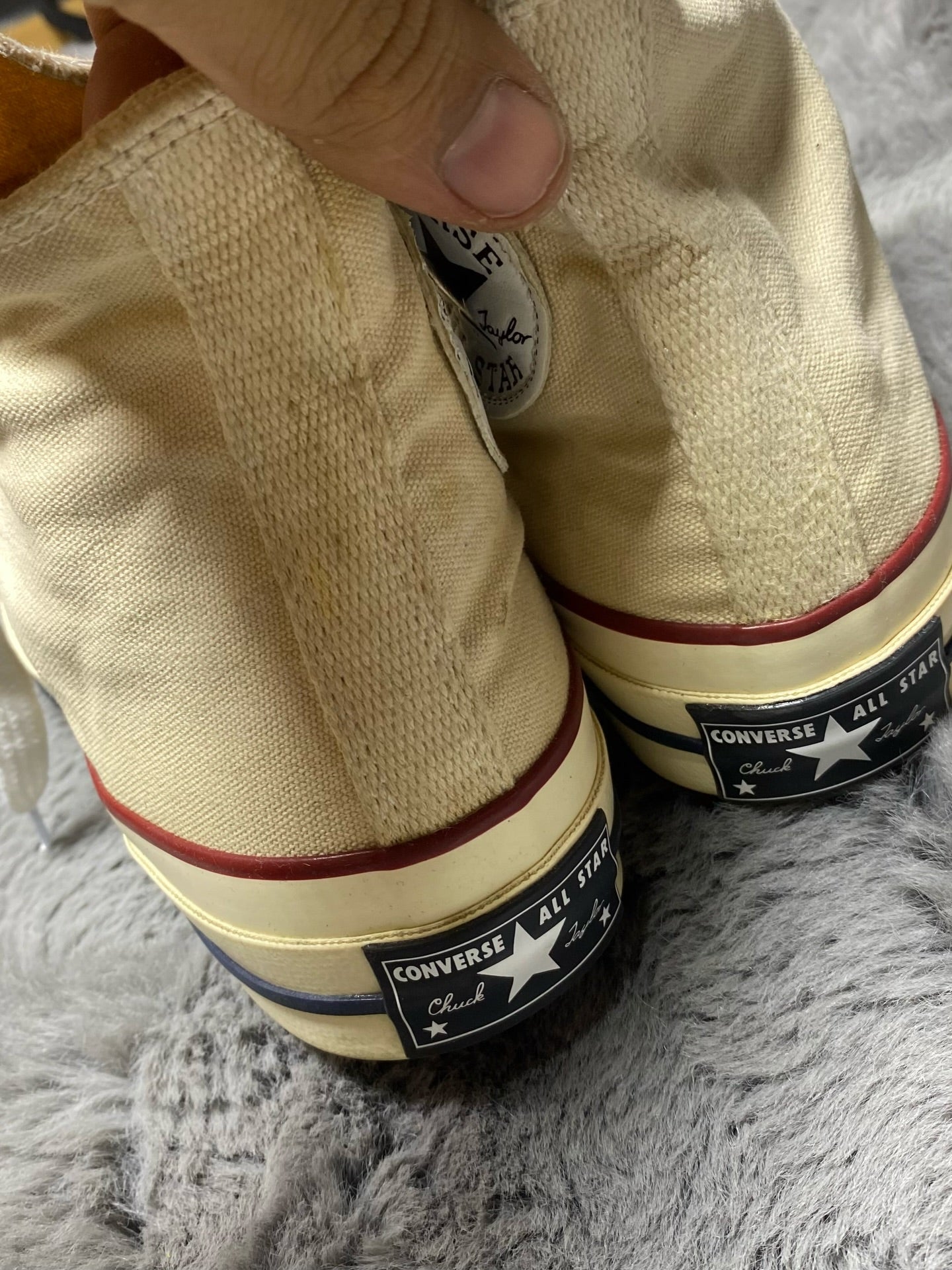 Converse ( Size 37.5 / 5 )