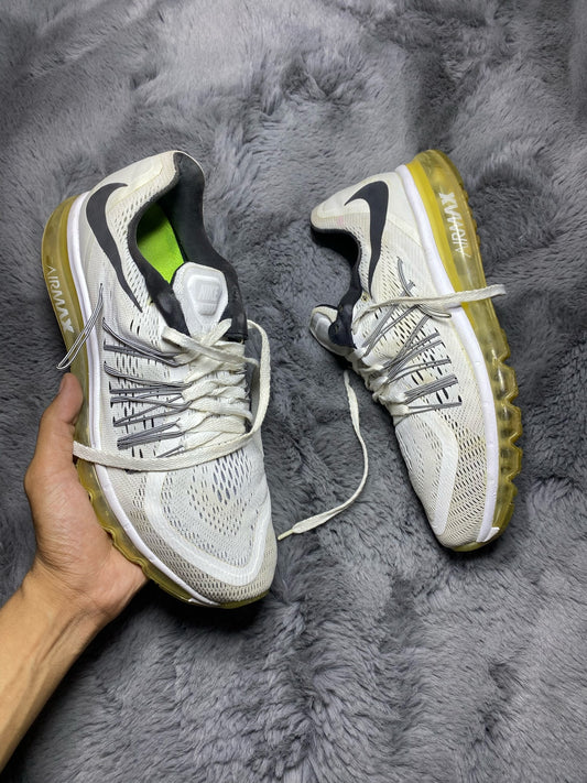 N!KE ( Size 45 / 11 )