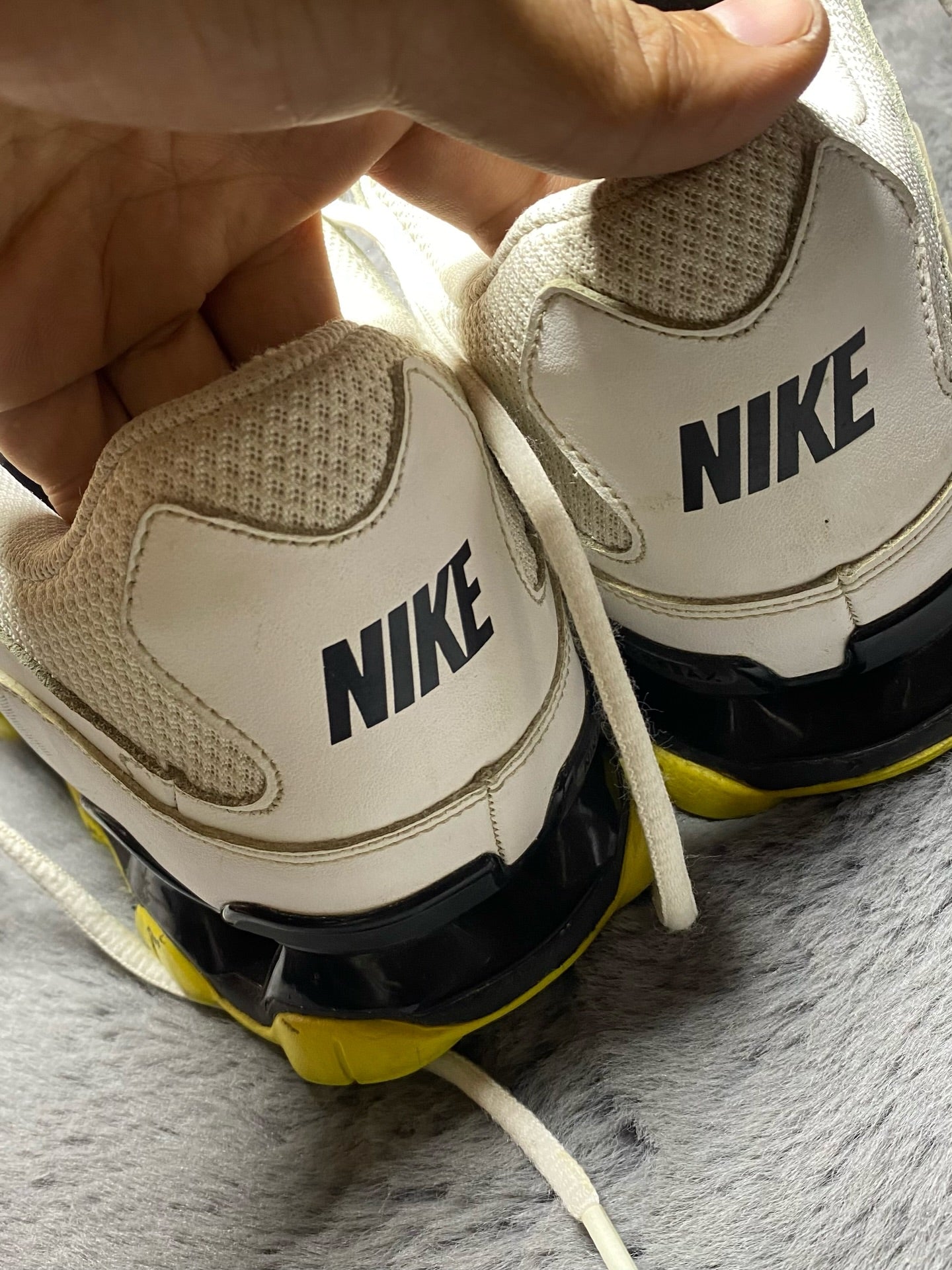 N!KE ( Size 46 / 12 )