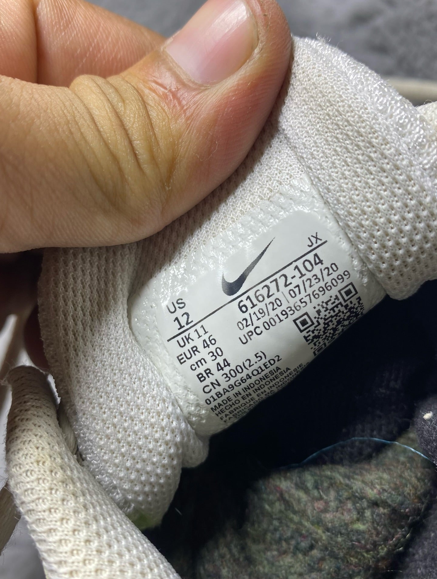 N!KE ( Size 46 / 12 )