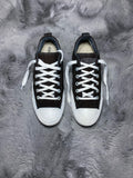 Converse ( Size 41 / 8 )