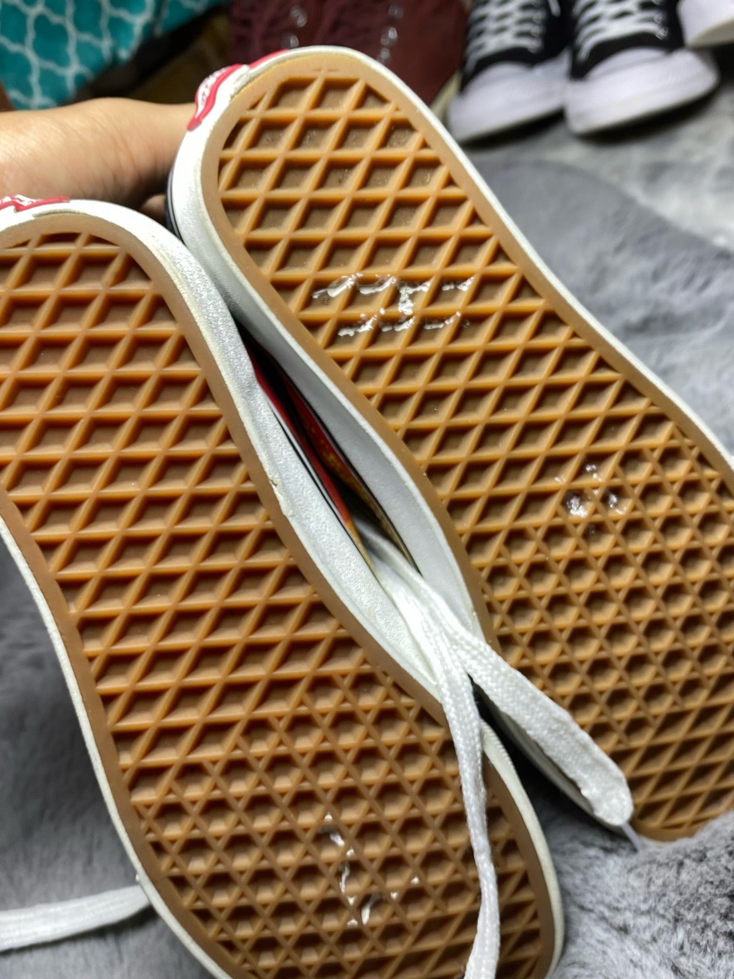 VANS ( Size 36.5 - 37 / 4 )