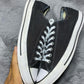 Converse ( Size 42.5 - 43 / 8.5 - 9 )