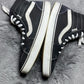 VANS ( Size 42.5 /  8.5 )