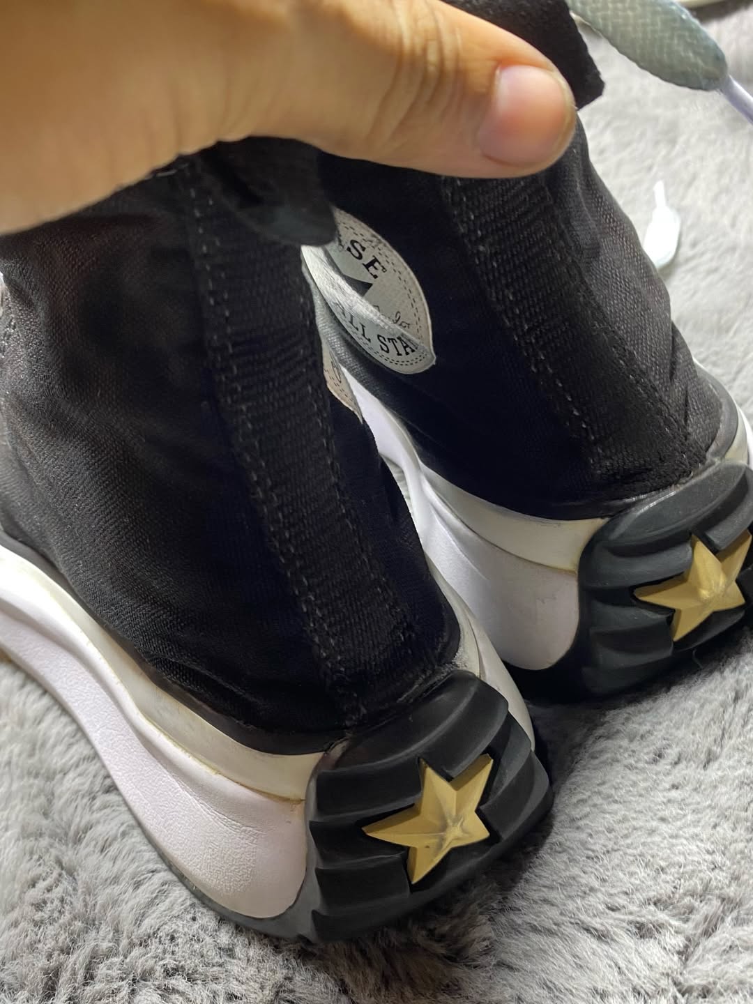 Converse ( Size 38.5 / 5.5 )