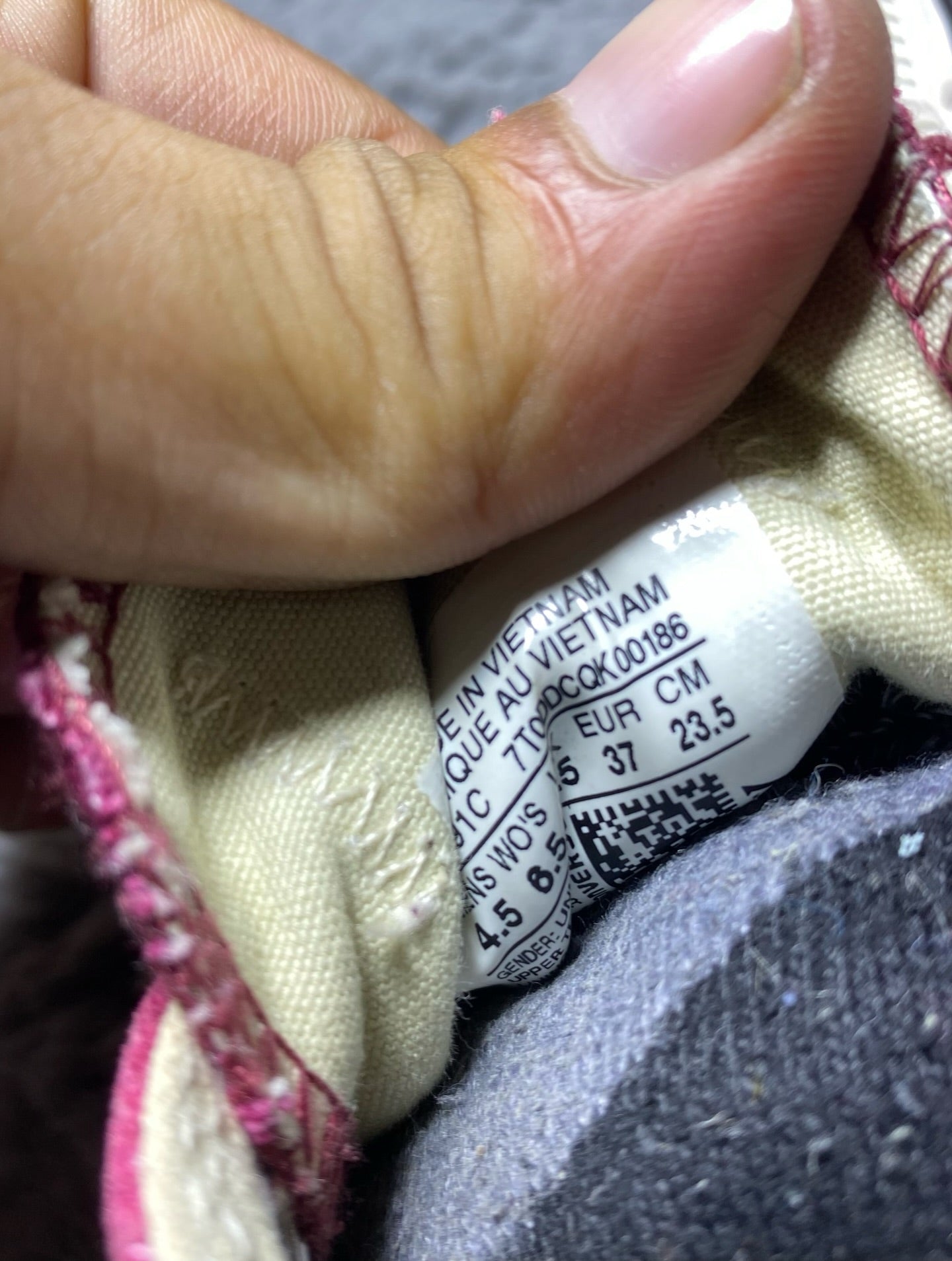 Converse ( Size 37 / 5 )