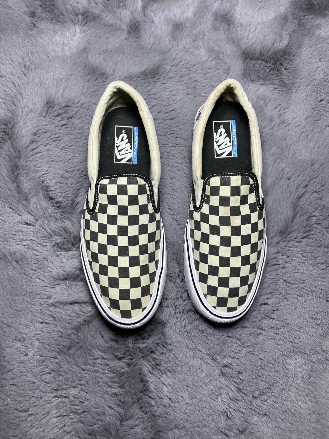 VANS ( Size 43 / 9 )