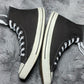 Converse ( Size 42.5 - 43 / 8.5 - 9 )